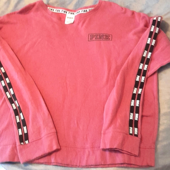 VS PINK Sweatshirt - Picture 1 of 7